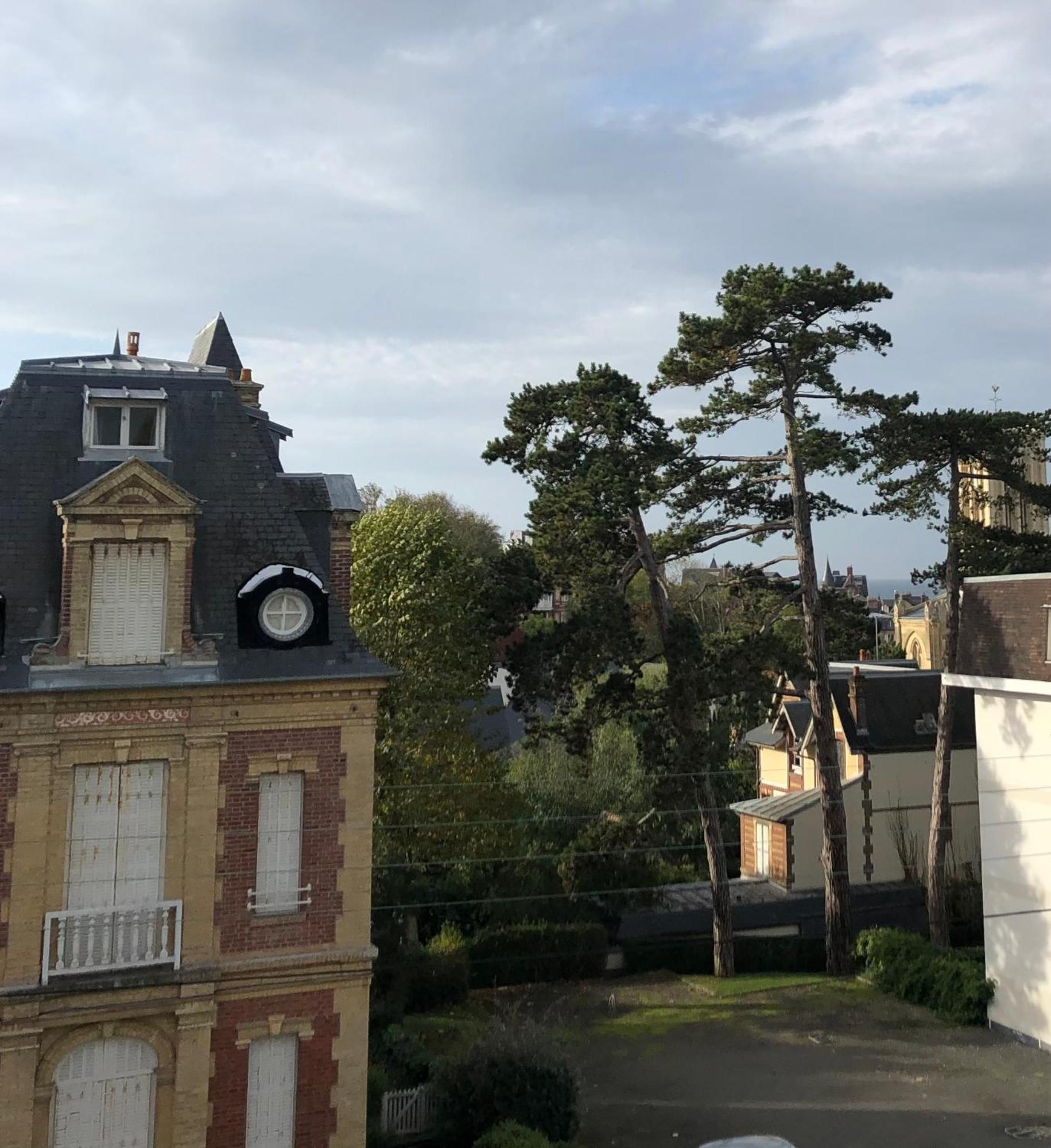 Appartamento Les Pins Penchés Villers-sur-Mer Esterno foto